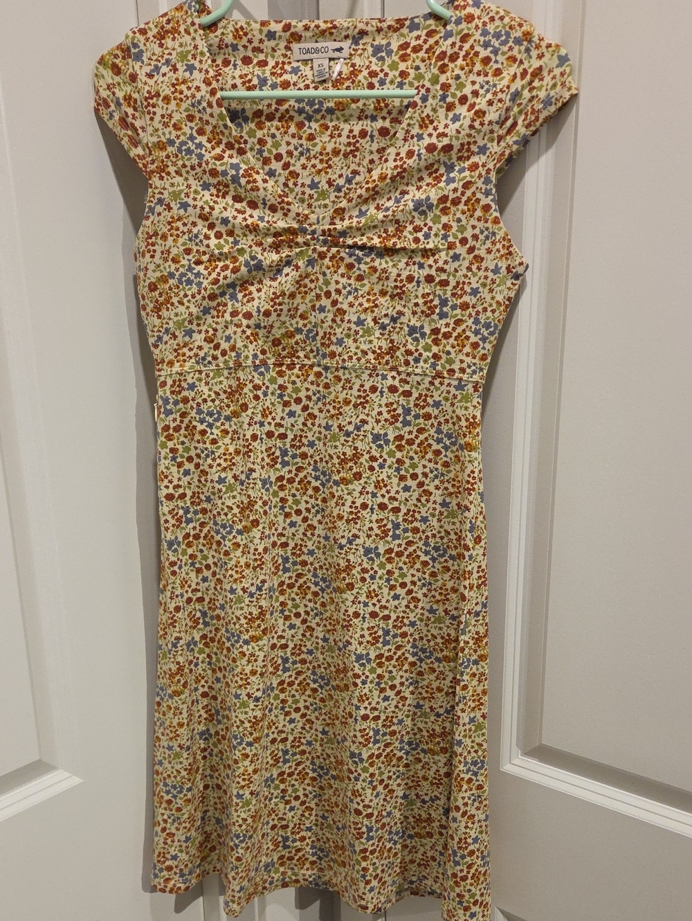 Toad&Co Cream Floral Twist-Front Cap-Sleeve Dress